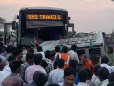 ಭೀಕರ ರಸ್ತೆ ಅಪಘಾತ: ಸ್ಥಳದಲ್ಲೇ 15 ಜನರ ದುರ್ಮರಣ