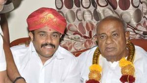 ಮೈತ್ರಿ ಸರಕಾರದಿಂದಲೇ ದೇವೇಗೌಡರು ಸೋಲಬೇಕಾಯಿತು ಎಂದ ಚನ್ನಿಗಪ್ಪ ಮಗ 