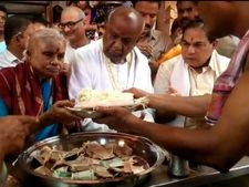 ಕೋಟ ಅಮೃತೇಶ್ವರಿ ದೇವಿಗೆ ದೇವೇಗೌಡ ದಂಪತಿಯಿಂದ ಪೂಜೆ ಸಲ್ಲಿಕೆ 