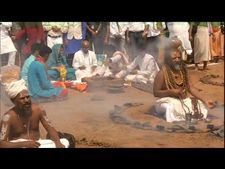 ವಿಜಯಕ್ಕಾಗಿ ಹಠ ಯೋಗ ಬಾಬಾರಿಂದ ಹೋಮ, ಸಂಕಷ್ಟದಲ್ಲಿ ದಿಗ್ವಿಜಯ್ ಸಿಂಗ್