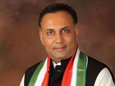 ಮಂಡ್ಯ ರಾಜಕೀಯ ಅಡ್ಡಗೋಡೆ ಮೇಲೆ ದೀಪವಿಟ್ಟ ದಿನೇಶ್ ಗುಂಡೂರಾವ್