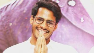 ನಿಖಿಲ್ ಗೆಲುವಿಗಾಗಿ ಶಬರಿಮಲೆ ಯಾತ್ರೆ ಕೈಗೊಂಡ ಅಭಿಮಾನಿಗಳು