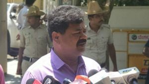 ದಾವಣಗೆರೆ : ಬಿಜೆಪಿ ಶಾಸಕ ಎಂ.ಪಿ.ರೇಣುಕಾಚಾರ್ಯ ಪೊಲೀಸ್ ವಶಕ್ಕೆ 