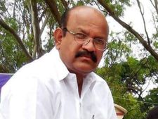 ನನ್ನ ಮಗಳು ಫೇಲ್ ಆಗಲು ರಾಜಕೀಯ ಆರೋಪಗಳೇ ಕಾರಣ: ಉಮೇಶ್ ಜಾಧವ್ 