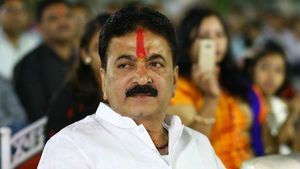 ಬಿಜೆಪಿ ಶಾಸಕ ಕಾಲಿನಿಂದ ಒದ್ದ, ಅವಾಚ್ಯವಾಗಿ ಬೈದ: ಸಂತ್ರಸ್ತೆ