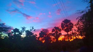 ಕರಾವಳಿಯ ಬಾನಂಗಳದಲ್ಲಿ ಚೆಲ್ಲಿತ್ತು ಬಣ್ಣದೋಕುಳಿ