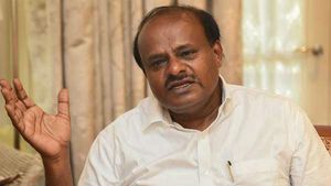 ಬಿಜೆಪಿಯು ಜೆಡಿಎಸ್ ಶಾಸಕರಿಗೆ 10 ಕೋಟಿ ಆಮೀಷ ಒಡ್ಡಿದೆ: ಕುಮಾರಸ್ವಾಮಿ