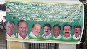 ಕಳೆದುಹೋಗಿದ್ದಾರೆ ಮಂಡ್ಯ ಶಾಸಕರು, ಹುಡುಕಿಕೊಟ್ಟವರಿಗೆ ಬಹುಮಾನ