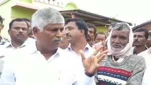 ಸಿಎಂ ಗ್ರಾಮವಾಸ್ತವ್ಯದಿಂದ ಸಾಲಗಾರನಾದ ಆರೋಪ: ಸಚಿವ ಪುಟ್ಟರಾಜು ಭೇಟಿ 