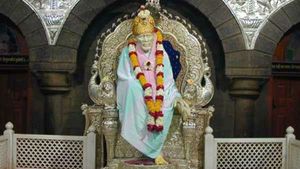 ಶಿರಡಿ ಸಾಯಿಬಾಬಾ ದೇಗುಲಕ್ಕೆ ಬರುತ್ತಿರುವ ಲಕ್ಷಗಟ್ಟಲೆ ನಾಣ್ಯಗಳ ಕಾಣಿಕೆಯೇ ಸಮಸ್ಯೆ 
