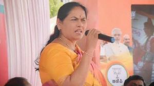 ಸಿದ್ದರಾಮಯ್ಯ ಹಿಂದಿ ಹೇರಿಕೆ ಮಾತಿಗೆ ಶೋಭಾ ತಿರುಗೇಟು