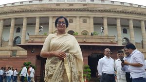 ಇದು ಕನಸಿನ ರೀತಿಯಲ್ಲಿದೆ: ನೆನಪು ಮೆಲುಕು ಹಾಕಿದ ಸುಮಲತಾ ಅಂಬರೀಷ್