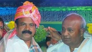 ಕೈ ಕಾರ್ಯಕರ್ತರಿಗೆ ಈಡುಗಾಯಿಯಲ್ಲಿ ಹಲ್ಲೆಗೆ ಮುಂದಾದ ಜೆಡಿಎಸ್ ಶಾಸಕ ಅನ್ನದಾನಿ 