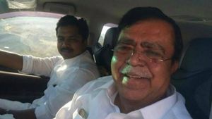  ಕೆ.ಎನ್‌.ರಾಜಣ್ಣಗೆ  ಶಾಕ್, ತುಮಕೂರು ಡಿಸಿಸಿ ಬ್ಯಾಂಕ್ ಸೂಪರ್ ಸೀಡ್