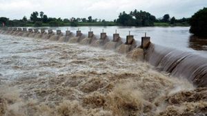 ಮಹಾರಾಷ್ಟ್ರದ ಭಾರಿ ಮಳೆಗೆ ಮೈದುಂಬಿ ಹರಿದ ಕೃಷ್ಣಾ ನದಿ 