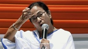 1 ತಿಂಗಳಲ್ಲಿ ಟಿಎಂಸಿ-ಬಿಜೆಪಿ-ಟಿಎಂಸಿಗೆ ಸೇರ್ಪಡೆಯಾದ ಪ್ರಚಂಡ ರಾಜಕಾರಣಿಗಳು 