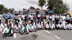  ರಾತ್ರೋರಾತ್ರಿ ಕಾವೇರಿ, ಕಬಿನಿಯಿಂದ ತಮಿಳುನಾಡಿಗೆ ನೀರು; ಮಂಡ್ಯದಲ್ಲಿ ರೈತರ ಪ್ರತಿಭಟನೆ