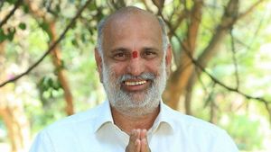 ತವರಿಗೆ ಬಂದ ಯಲ್ಲಾಪುರ ಶಾಸಕ ಶಿವರಾಮ್ ಹೆಬ್ಬಾರ್ 