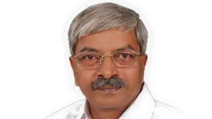 ಶಾಸಕರು ದನ-ಕರುವಿನಂತೆ ಮಾರಾಟವಾಗುತ್ತಿದ್ದಾರೆ: ಜೆಡಿಎಸ್ ಶಾಸಕ ಸತ್ಯನಾರಾಯಣ 