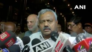 'ಕಾಂಗ್ರೆಸ್ ಶಾಸಕಾಂಗ ಸಭೆಗೆ ಹಾಜರಾಗಲ್ಲ, ರಾಜೀನಾಮೆ ನಿರ್ಧಾರ ಅಚಲ'