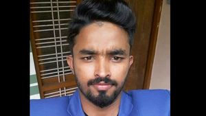  ನೇರಳೆಹಣ್ಣು ಕೀಳುವಾಗ ವಿದ್ಯುತ್ ತಗುಲಿ ಯುವಕ ಸಾವು