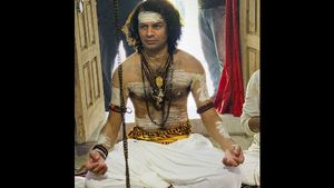 ಶಿವನ ವೇಷಧಾರಿ, ವಿವಾದಿತ ರಾಜಕಾರಣಿ ಪುತ್ರನಾರು?