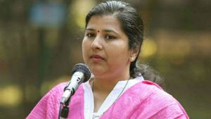 ಖಾನಾಪುರ ಶಾಸಕಿ ಅಂಜಲಿ ನಿಂಬಾಳ್ಕರ್ ಮನೆ ಜಲಾವೃತ 