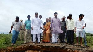 ಪ್ರವಾಹ ಪರಿಹಾರದ ವಿಚಾರದಲ್ಲಿ ರಾಜಕೀಯವಿಲ್ಲ: ಡಿಕೆಶಿ 