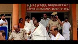 ಫೋನ್ ಕದ್ದಾಲಿಕೆ ಪ್ರಕರಣದಲ್ಲಿ ಟ್ರಂಪ್ ಮಾರ್ಗದರ್ಶನವೂ ಪಡೆಯಲಿ: ಎಚ್ ಡಿ ಕುಮಾರಸ್ವಾಮಿ 
