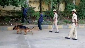  ರಾಮನಗರದಲ್ಲೂ ಹೈ ಅಲರ್ಟ್; ಪ್ರವಾಸಿ ತಾಣ, ಬಸ್ ನಿಲ್ದಾಣಗಳಲ್ಲಿ ತಪಾಸಣೆ