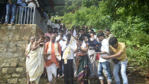  ಸಿದ್ದರಾಮಯ್ಯ ರಾಹುಲ್ ಗಾಂಧಿ ಸಲಹೆ ಕೇಳಲ್ವಾ?; ಸಚಿವ ಕೋಟ ಶ್ರೀನಿವಾಸ್ ಪೂಜಾರಿ ಪ್ರಶ್ನೆ