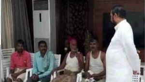 ನಾಲ್ವರು ಸಂತ್ರಸ್ತರಿಗೆ ಮನೆಯಲ್ಲೇ ಆಶ್ರಯ ನೀಡಿದ ಅಥಣಿಯ ಮಾಜಿ ಶಾಸಕ 