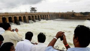 ಕೆಆರ್‌ಎಸ್‌ಗೆ ಭಾರಿ ನೀರು; 100 ಅಡಿ ತಲುಪಿದ ನೀರಿನ ಮಟ್ಟ 