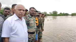 ನೆರೆ ಪೀಡತರ ನೆರವಿಗೆ ದಾನಕ್ಕಾಗಿ ಮನವಿ ಮಾಡಿದ ಯಡಿಯೂರಪ್ಪ