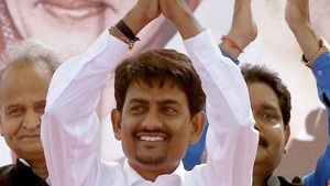 ಗುಜರಾತ್ ಉಪಚುನಾವಣೆ: ಕಾಂಗ್ರೆಸ್ ಮಾಜಿ ಶಾಸಕನಿಗೆ ಬಿಜೆಪಿ ಟಿಕೆಟ್ 