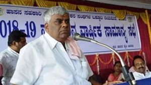 ಜನರು ಒಪ್ಪುವವರೆಗೆ ಮಾತ್ರ ರಾಜಕೀಯದಲ್ಲಿರ್ತೇವೆ: ರೇವಣ್ಣ 