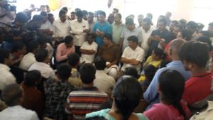 ಇದೇ ರೀತಿ ಪ್ರತಿದಿನವೂ ವಿಶೇಷ ಊಟ ಇರುತ್ತಾ?: ಸಚಿವ ಅಶೋಕ್ 