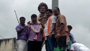 ಅನರ್ಹ ಶಾಸಕರ ತ್ಯಾಗ ಬಲಿದಾನದಿಂದ ನಮ್ಮ ಸರ್ಕಾರ ಬಂದಿದೆ: ವಿವಾದ ತಂದ ರೇಣುಕಾಚಾರ್ಯ ಹೇಳಿಕೆ