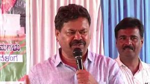 ಕಾಂಗ್ರೆಸ್ ಮುಳುಗುತ್ತಿರುವ ಹಡಗು, ಹೀಗೆಲ್ಲಾ ಮಾತಾಡಬೇಕಾ?; ರೇಣುಕಾಚಾರ್ಯ