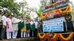 ಹುಬ್ಬಳ್ಳಿ-ಚೆನ್ನೈ ಎಕ್ಸ್‌ಪ್ರೆಸ್ ರೈಲಿಗೆ ಹಸಿರು ನಿಶಾನೆ, ವೇಳಾಪಟ್ಟಿ 