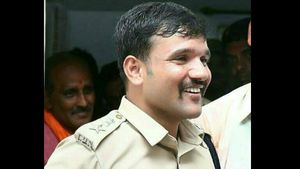 ಡಿಸಿಪಿ ರವಿ ಚನ್ನಣ್ಣನವರ್ ಹೇಳಿದ ಮಹಿಳಾ ಐಪಿಎಸ್ ಅಧಿಕಾರಿಯ ಯಶೋಗಾಥೆ! 