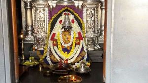 ಬಂದೇಬಿಡ್ತು ವರ್ಷಕ್ಕೊಮ್ಮೆ ದರ್ಶನ ನೀಡೋ ಬಿಂಡಿಗ ದೇವಿರಮ್ಮನ ಜಾತ್ರೆ