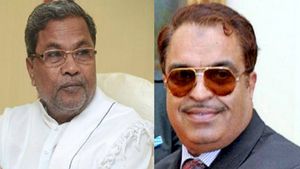 ಟಿಪ್ಪು ಜಯಂತಿ: ಸಿದ್ದರಾಮಯ್ಯ ವಿರುದ್ದ 'ತಿರುಗಿಬಿದ್ದ' ಸಿ.ಎಂ.ಇಬ್ರಾಹಿಂ 
