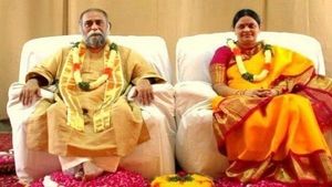 ಕ್ಲರ್ಕ್‌ ಆಗಿದ್ದ ಕಲ್ಕಿ ಭಗವಾನ್ ಸರ್ಕಾರಕ್ಕೆ ಕೋಟ್ಯಂತರ ಹಣ ವಂಚನೆ