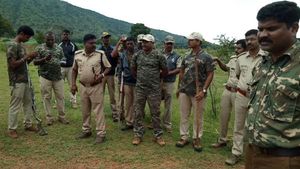ನರಭಕ್ಷಕ ಹುಲಿ ಸೆರೆಗಾಗಿ ಸಾಕಾನೆಯಿಂದ ಕಾರ್ಯಾಚರಣೆ