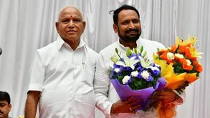 ಉಪಚುನಾವಣೆಯ ನಂತರ ಡಿಸಿಎಂ ಸವದಿ ತಲೆದಂಡ? ಓವರ್ ಟು ಬಿಎಸ್ವೈ 