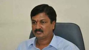 ಸಿದ್ಧರಾಮಯ್ಯ ನನ್ನ ಜ್ಯೂನಿಯರ್: ರಮೇಶ್ ಜಾರಕಿಹೊಳಿ 