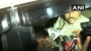 ಉರಿಯೋ ಬೆಂಕಿಗೆ ತುಪ್ಪ ಸುರಿದರಾ ಸಂಜಯ್ ರಾವತ್? 