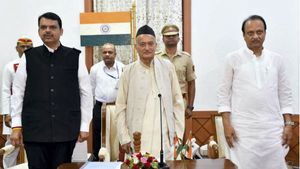 ಶಾಸಕರ 'ಹೈಜಾಕ್' ಭಯ: ಶುರುವಾಯ್ತು ರೆಸಾರ್ಟ್ ರಾಜಕೀಯ