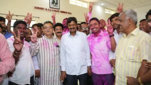 ಗೋಕಾಕ; ರಮೇಶ ಗೆಲುವು, ಸತೀಶಗೆ ಭಾರೀ ಮುಖಭಂಗ!